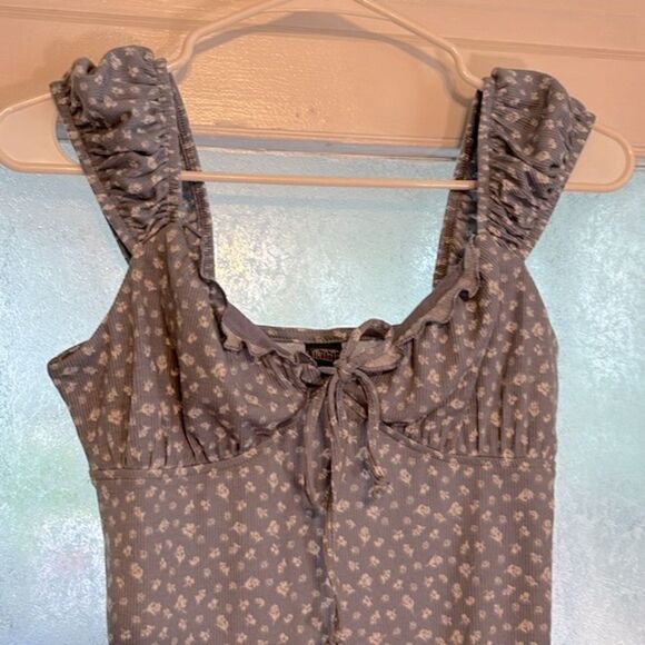 Wild Fable Women’s Light Blue Floral front tie Tank top bodysuit size m - Picture 2 of 6